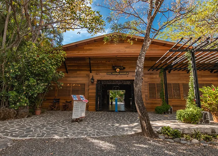 Hacienda Guachipelin Volcano Ranch Hotel & Hot Springs